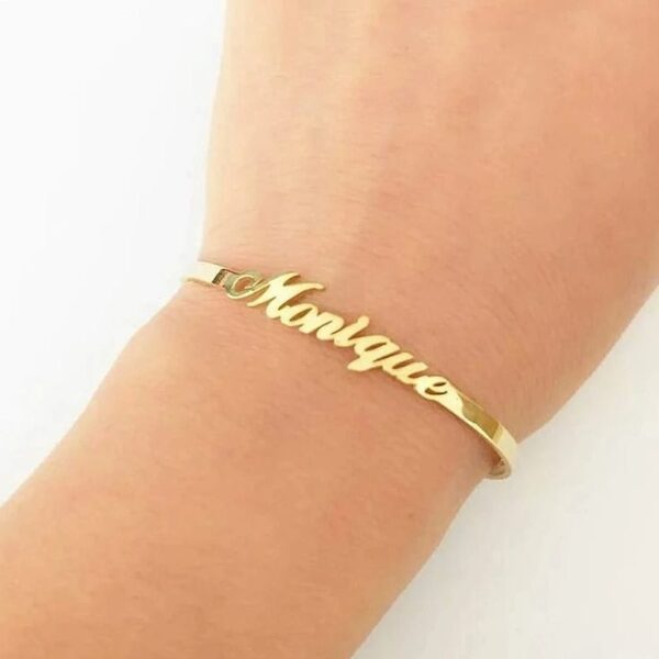 Customized Kada